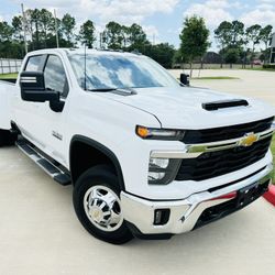 CHEVROLET SILVERADO 2024 LT DIESEL 