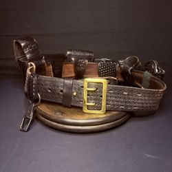Bianchi Leather Duty Belt 34" w/Radio, Flashlight, Baton, Handcuff, Key Holster