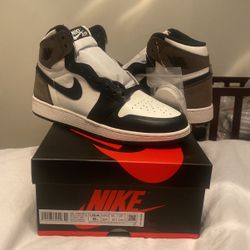 Jordan 1 Mochas