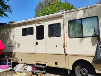 1997 FLEETWOOD BOUNDER