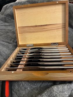 Wüsthof Steak Knife Set in Wood Box
