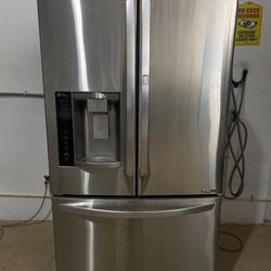 Refrigerator LG French Door 