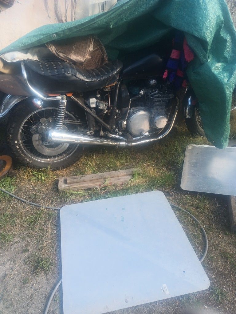 1977 Kawasaki KZ