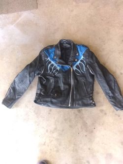 Women Small leather jacket