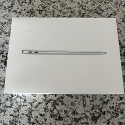 MacBook Air M1 Like New Condition