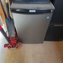 Mini Fridge
