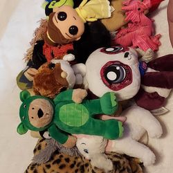 Huge Stuffed Animal Plush Lot