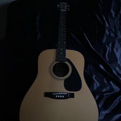Yamaha Acoustic Guitar FD01