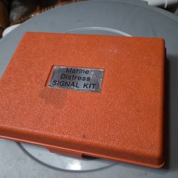 Marine Distress Signal Kit