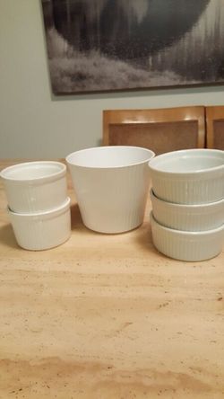 White porcelain bowls