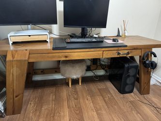 Pottery Barn Hendrix Desk (Large)