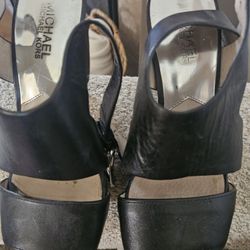 Michael KORS Women's Heels Size 7.5