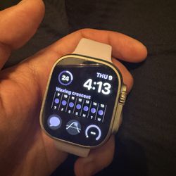 Apple Watch Ultra 2 Titanium 