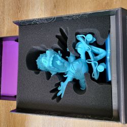 Louis de guzman elevate complexcon figure blue brand new never taken out of box