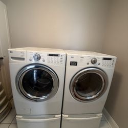 Lg 4.0 Ultra Capacity Washer Dryer Combo