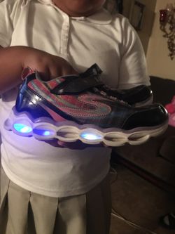 Sketchers girls size 2