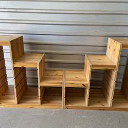 Shelf organizer/Sitting Nook