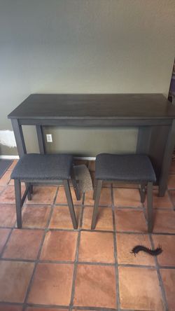 Dining table with 4 chairs