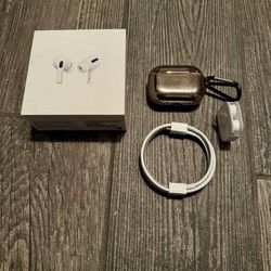 AirPods Pro with Case