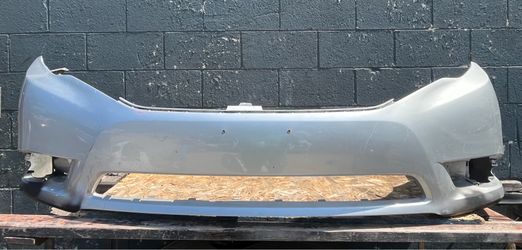 2011-2012 Toyota Avalon Front Bumper