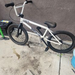 20in. SUBROSA. BMX. VERY. CLEAN. BIKE 