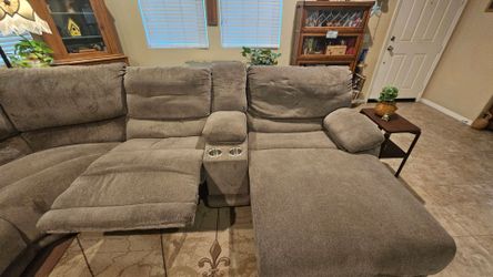 Sectional couch