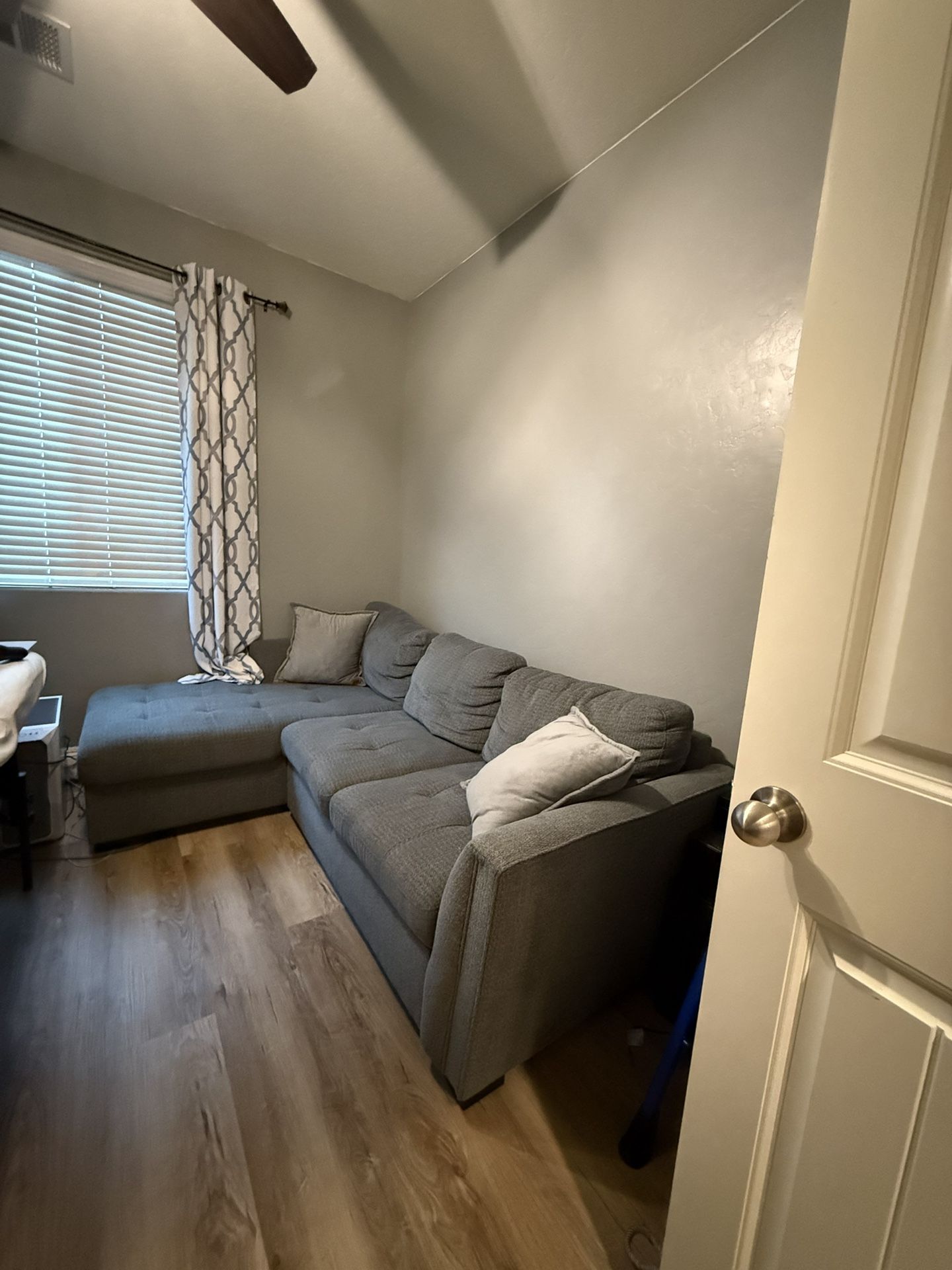 Sleeper With A Chaise 