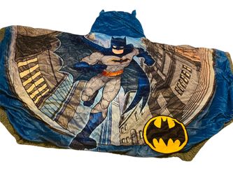 2 ITEMS / Batman Kids Blanket Hoodie & Super Hero towel 