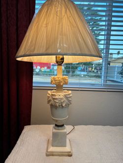 Mid century alabaster table lamp.