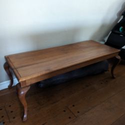 4 Piece Furniture Set, Wood Queen Ann Style 