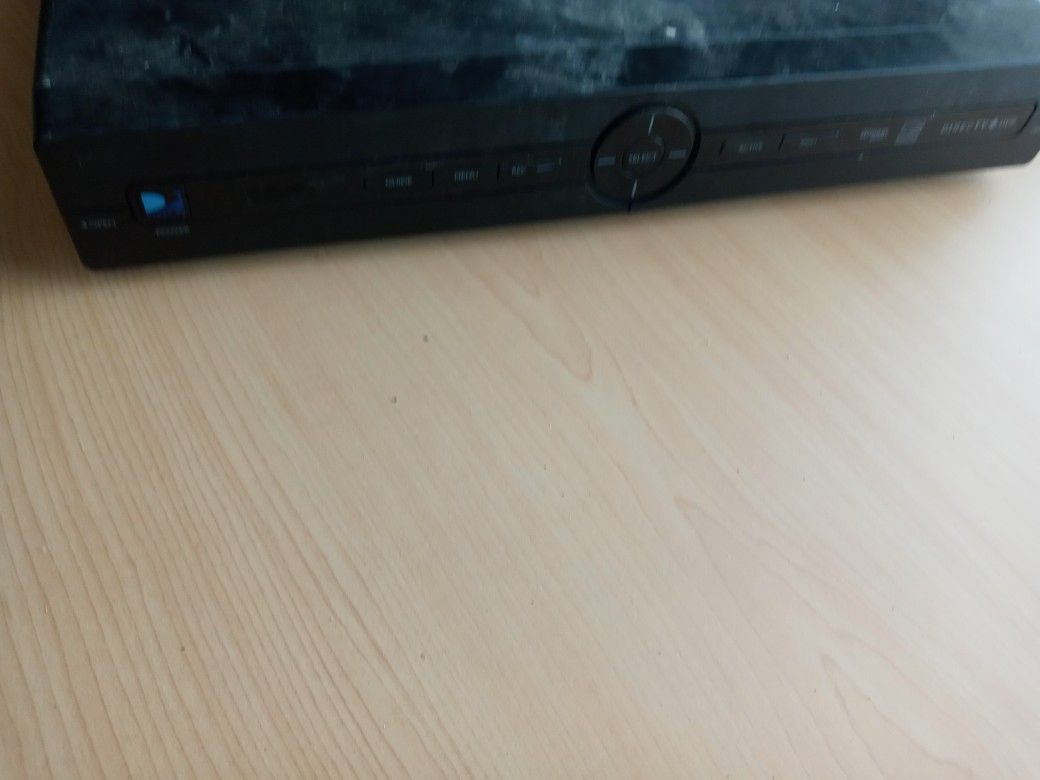 Direct TV Plus Satellite Reciever Model R15