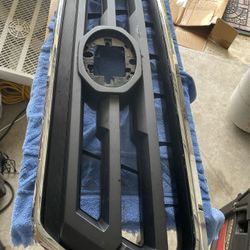 Toyota OEM Grille