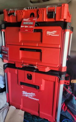 Milwaukee stackable tool boxes full stack 250.$