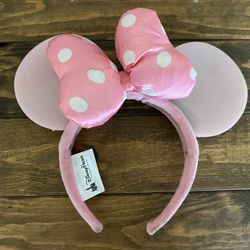 Disney Pink Minnie Mouse Ear Light Up