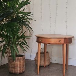 Brandt Furniture& Character Table – Vintage Design, Elegance