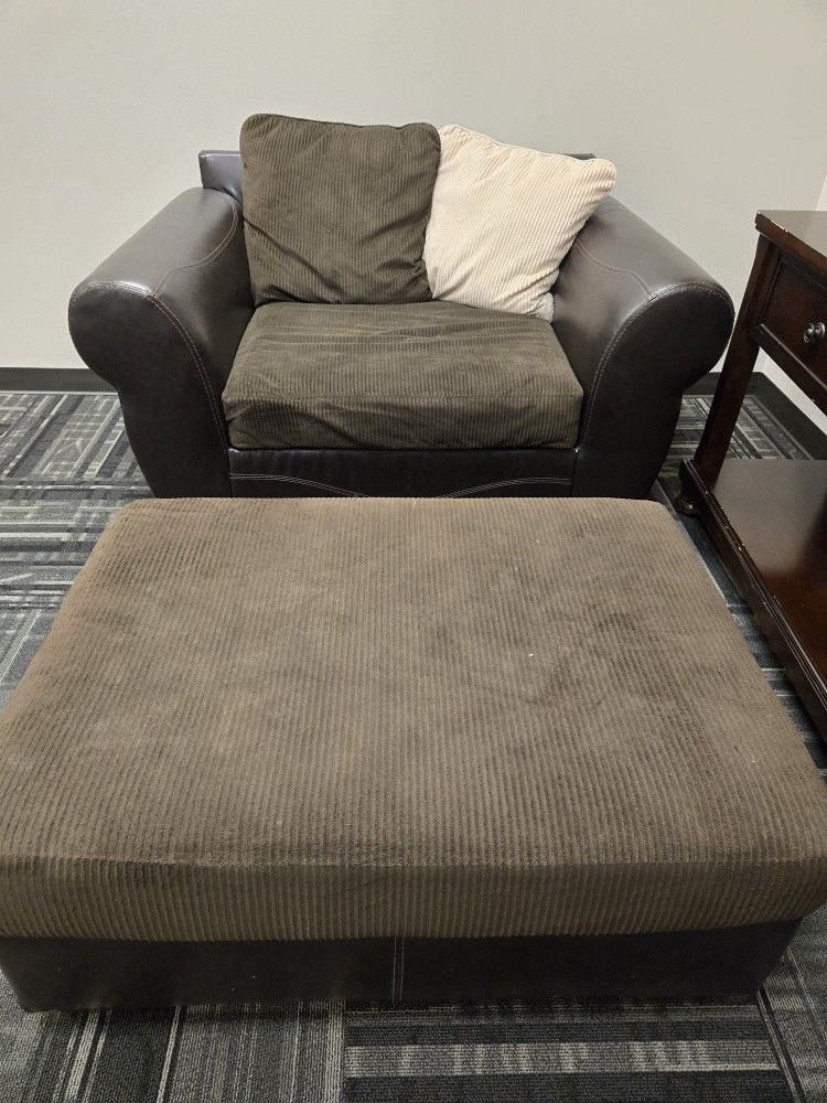 Chair With Foot Rest/ottoman