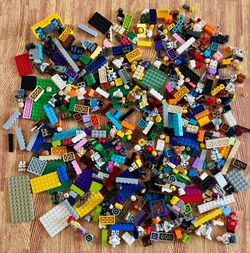 figures, Star Wars 3 pound bag of Legos, mini figures, Star Wars