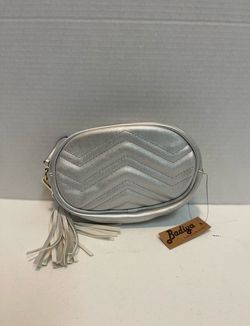 BADIYA Tassel Convertible Clutch Bag 7-1/2 X 5-1/2" With Belt BRAND NEW
