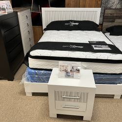 Stylish Stunning Bedroom Suite!