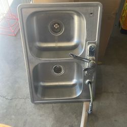 Stainless Steel Kitchen Sink 
