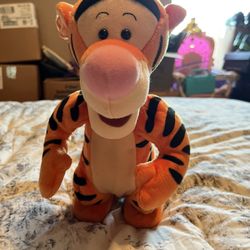 Disney Tigger 12” Figure Read Description 