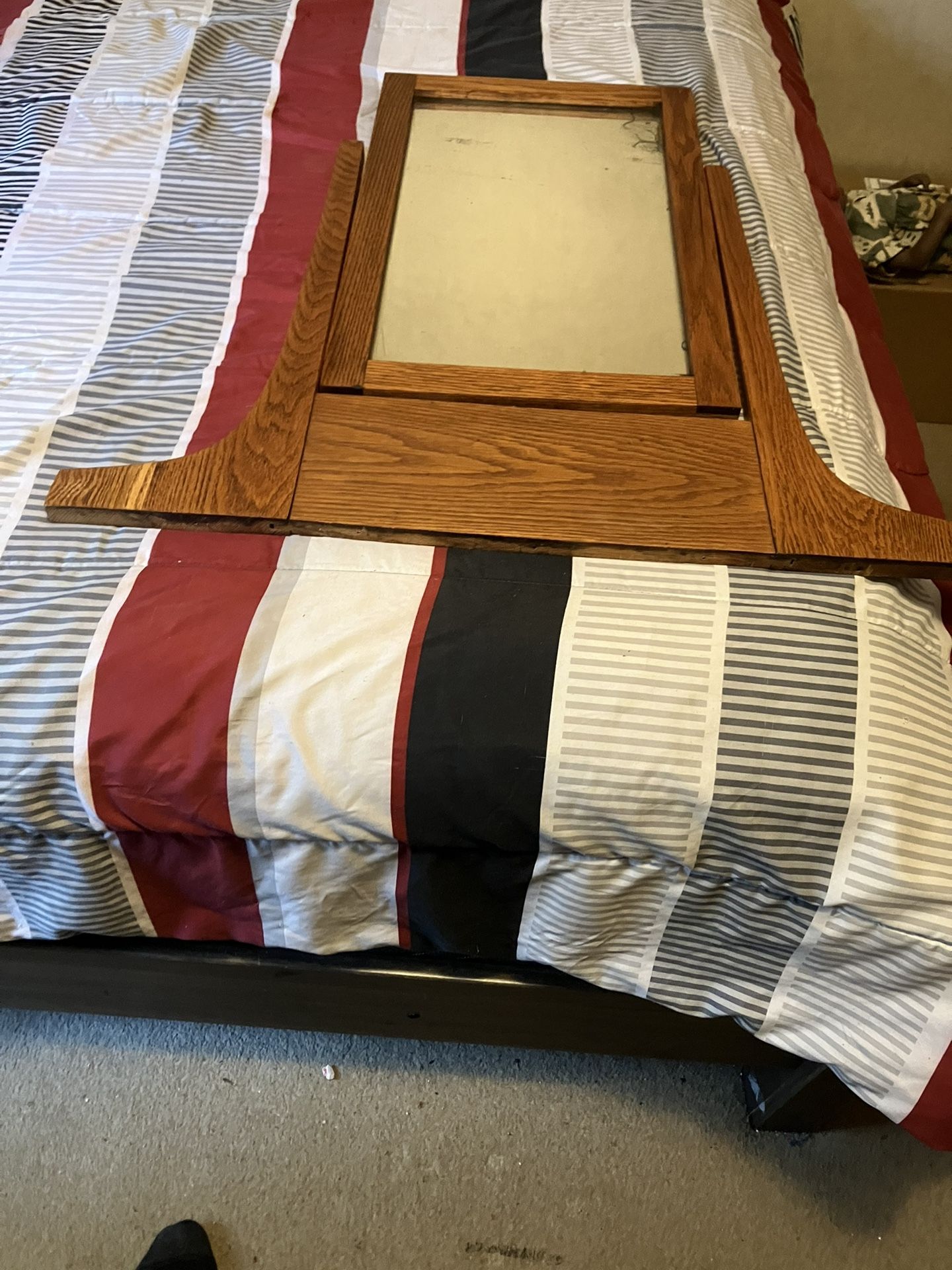 old wood swing $25 or best offer mirror missing a piece on back to make it stand 