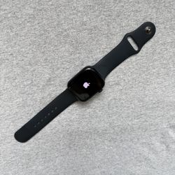 Apple Watch Series 7 - 45mm GPS Midnight - Excellent Condition
