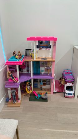 Barbie dream house