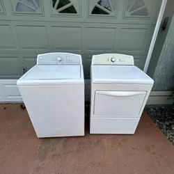 Kenmore Washer / Dryer. Only a Few Years Old 