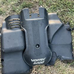 6.0 Vortec Engine Cover 