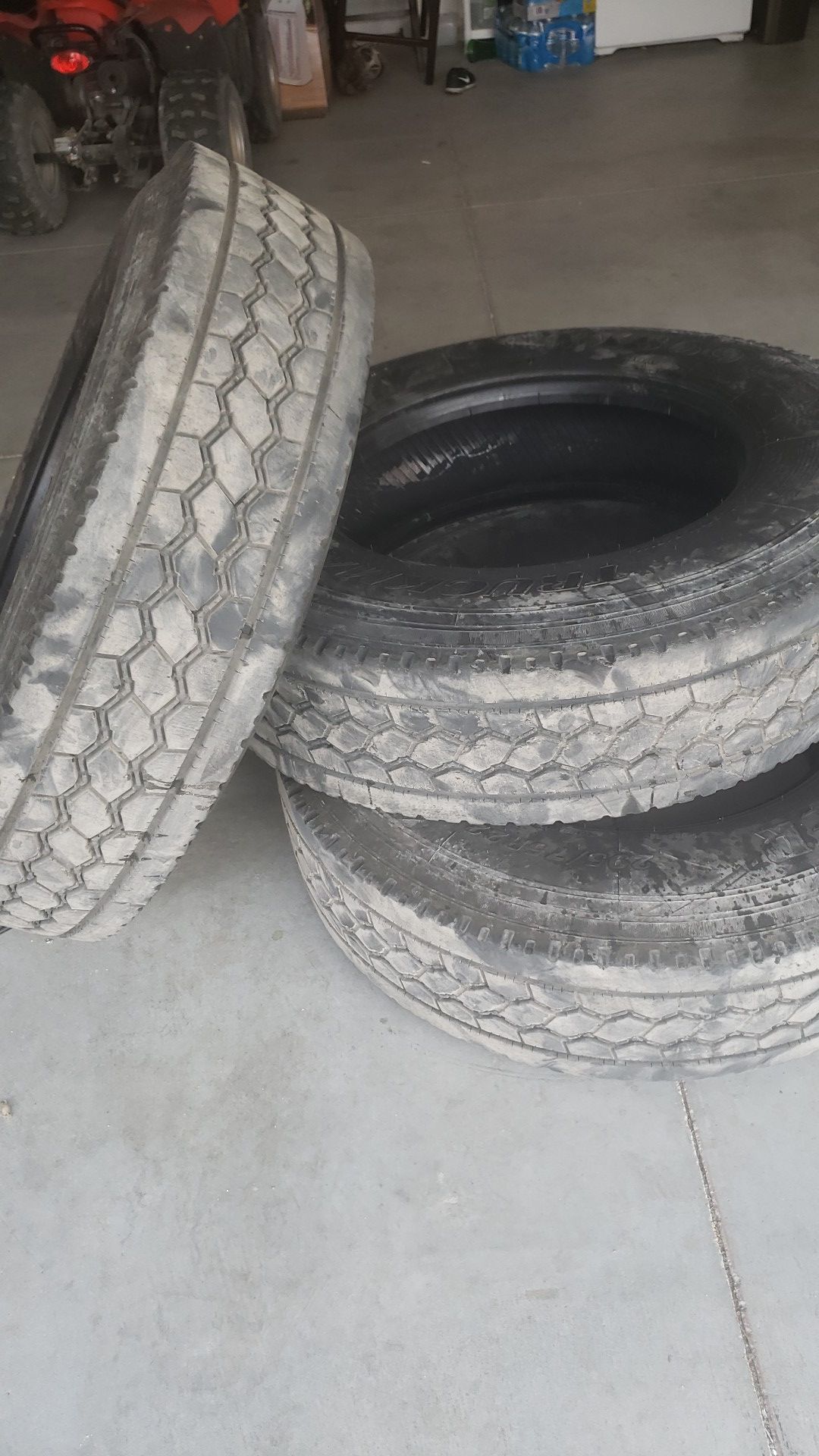 Tires rear for commercial tractor or trailer