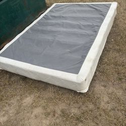 Boxspring and comforter