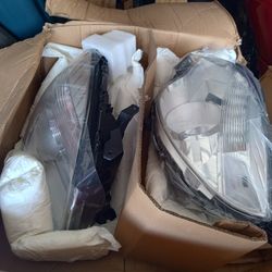 2010 Head Light Assembly 