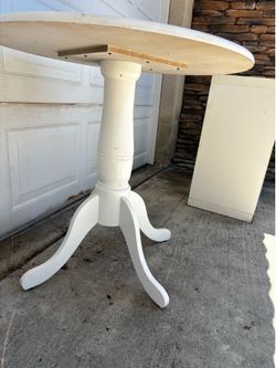 Round table